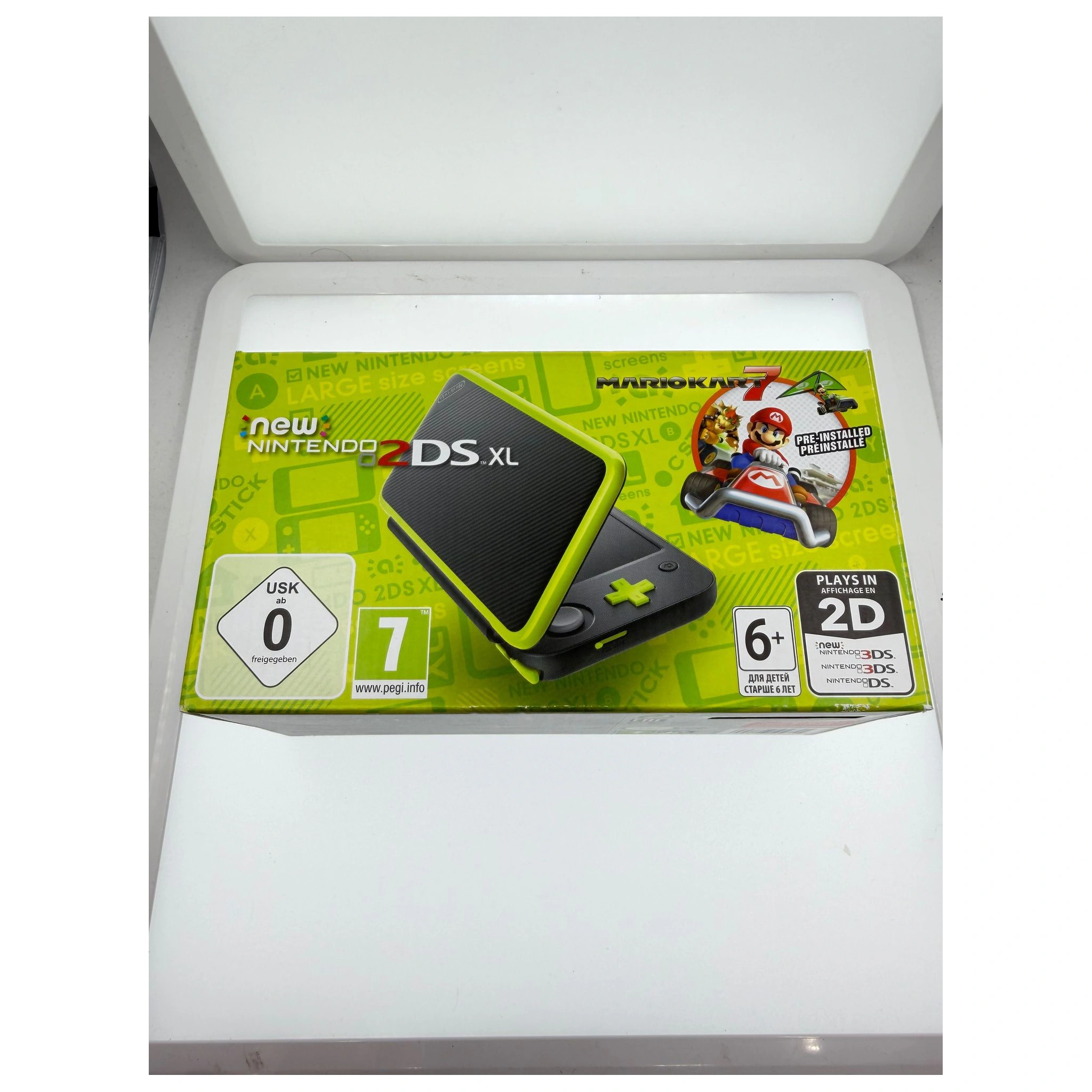 New Nintendo 2DS XL Zwart + Groen met Mario Kart 7 (Nintendo 2DS XL) — origineel kopen bij Gameshop Enter