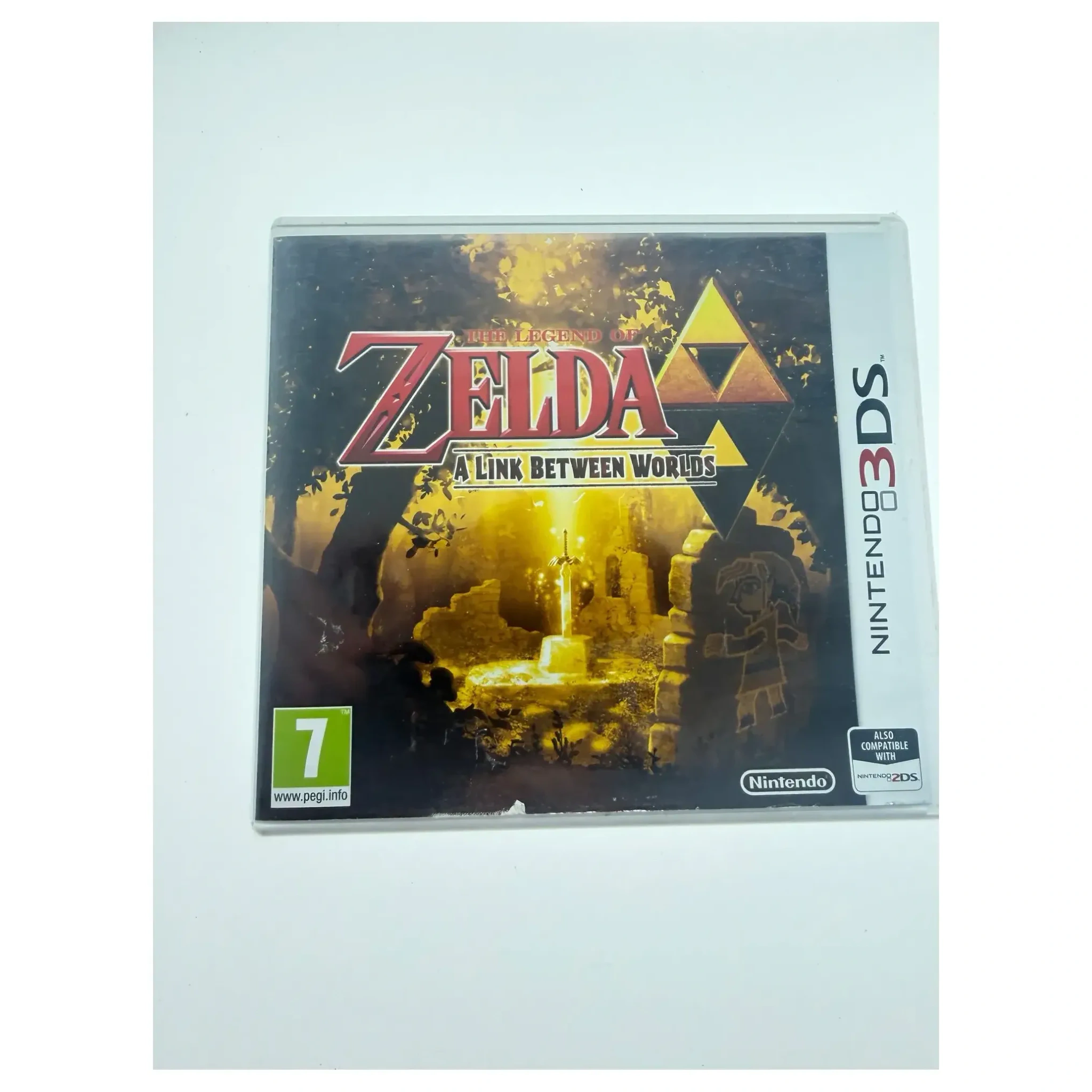 The Legend of Zelda: A Link Between Worlds (Nintendo 3DS) — Game in doos, Goed staat — origineel tweedehands kopen bij Gameshop Enter