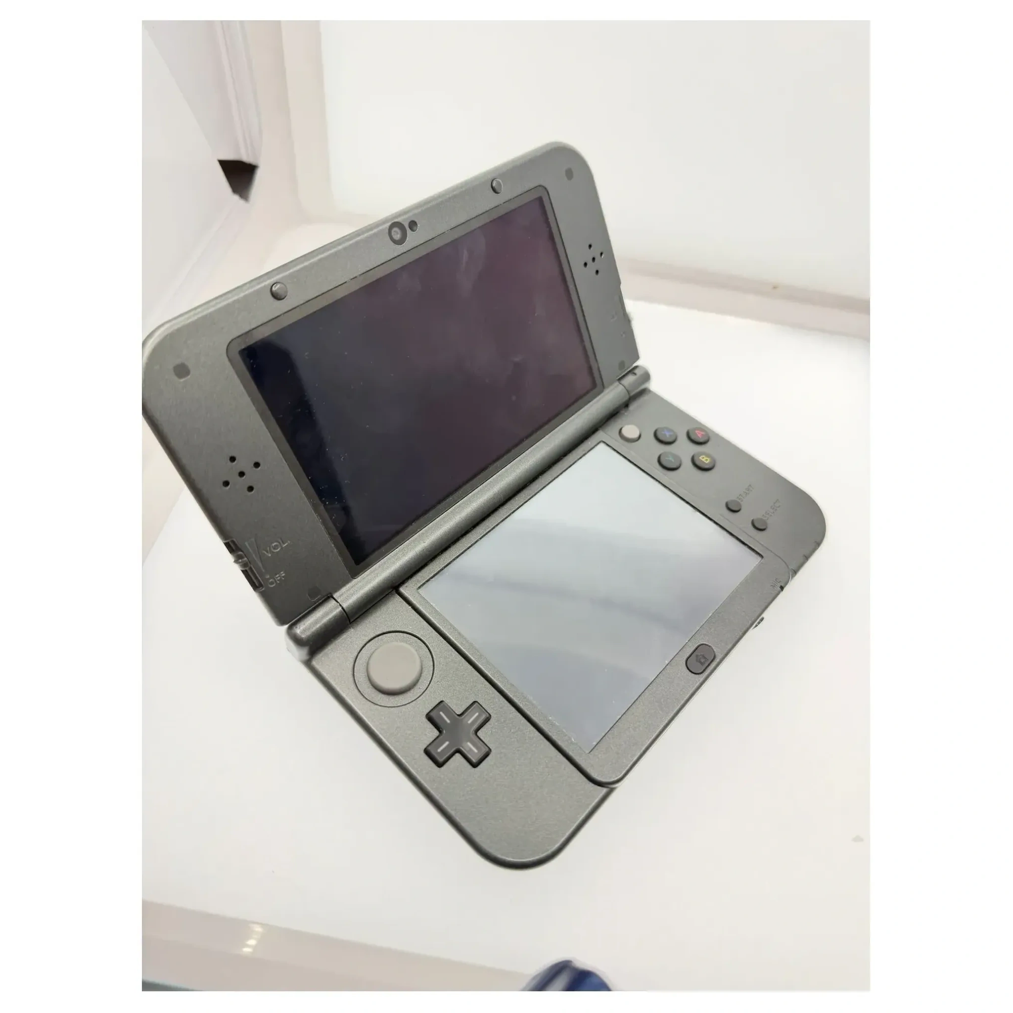 New Nintendo 3DS XL Metallic Zwart (Nintendo 3DS) — origineel kopen bij Gameshop Enter