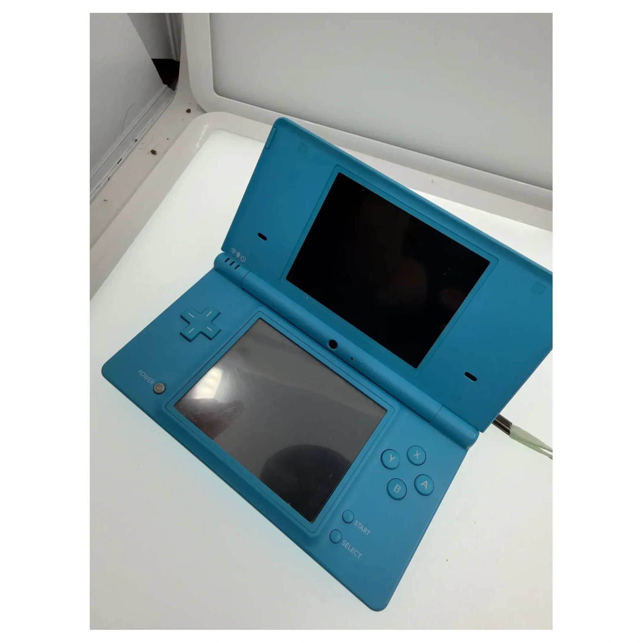Nintendo DSi Lichtblauw (Nintendo DS) — Losse console, Redelijke staat staat — origineel kopen bij Gameshop Enter