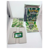 Pokemon Emerald Game Boy Advance Voorkant — Game in doos