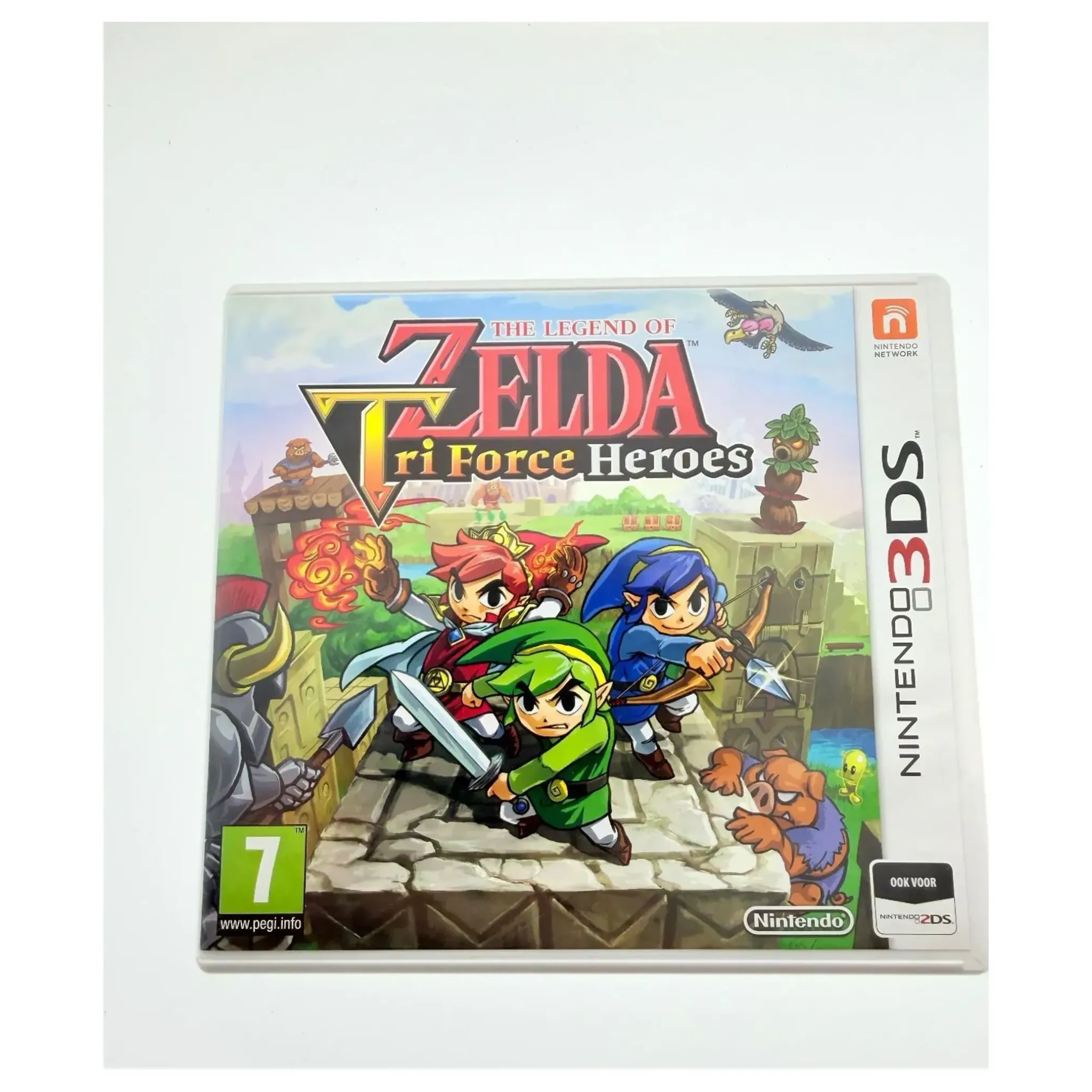 The Legend of Zelda: Tri Force Heroes (Nintendo 3DS) — Game in doos, Goed staat — origineel tweedehands kopen bij Gameshop Enter